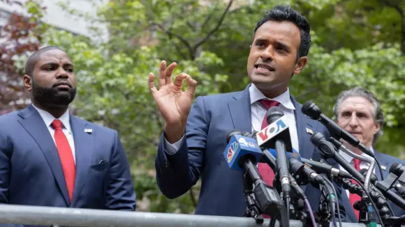 Vivek Ramaswamy Slams NY v. Trump Trial as 'Sham' Orchestrated by Democrats for 2024 Election