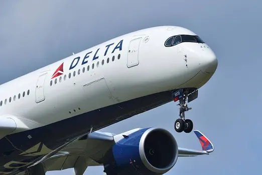 Delta Flight Diverted To New York After Passengers Served Spoiled Food