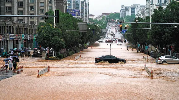 Severe Flooding and Heatwaves Cause Devastation Across Asia
