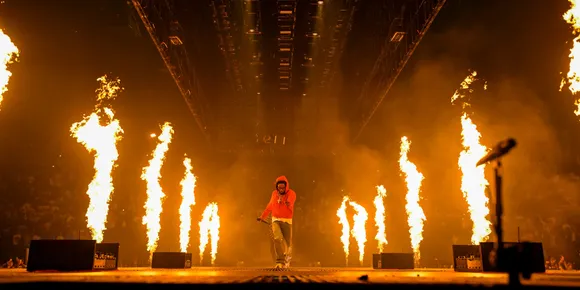 Kendrick Lamar Sparks Concert with Drake Diss & New Verse at “Pop Out” Opening in LA