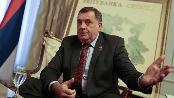 Republika Srpska President Dodik Claims Bosnia and Herzegovina in Crisis, Plans New Laws