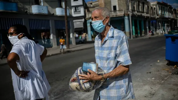 Cuban President Diaz-Canel Replaces Foreign Commerce Minister Amid Economic Crisis
