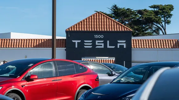 Tesla Faces Increased Competition as Global Automakers Enter Electric Vehicle Market