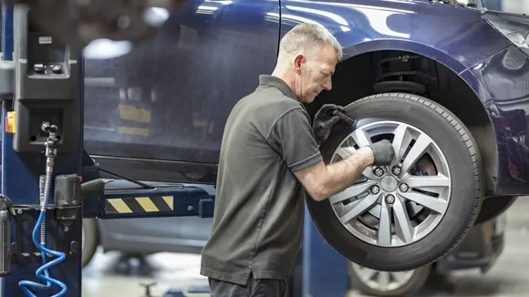 UK Drivers Urged to Regularly Check Vehicles to Avoid MOT Failure and Fines