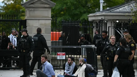 Pro-Palestinian Protesters Clash with Police Near White House