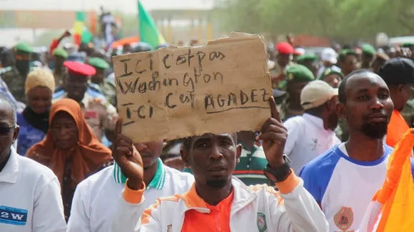 Hundreds Protest in Niger Demanding U.S. Troop Withdrawal as Russia Increases Involvement