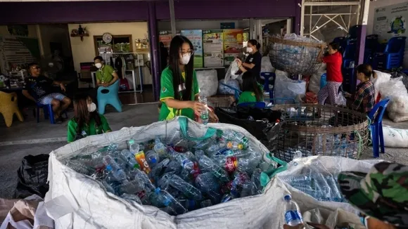 Hong Kong's Pay-As-You-Throw Waste Scheme Faces Low Participation and Public Dissatisfaction