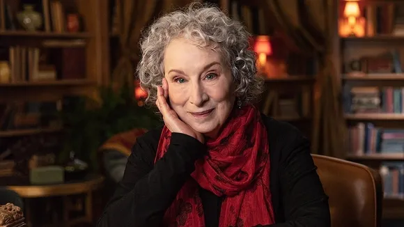Margaret Atwood and Lauren Groff Discuss Using Past and Future Settings to Address Contemporary Issues