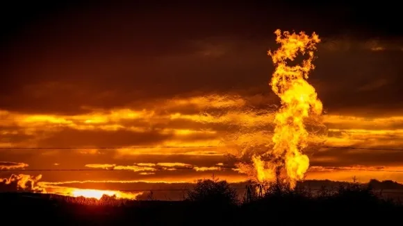 Oil Companies Conceal Methane Emissionswith Enclosed Flaring Technology