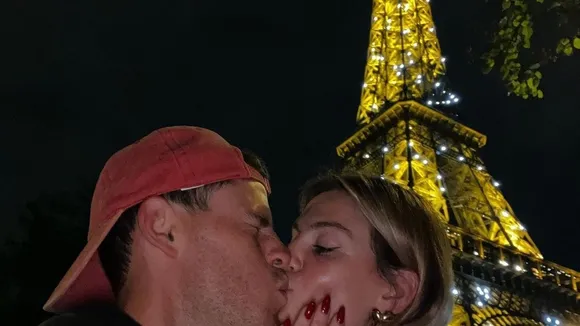 Diego Schwartzman Proposes to Eugenia De Martino in Front of Eiffel Tower