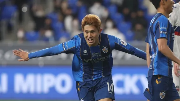 Ulsan Midfielder Lee Dong-gyeong Named K League's Top Player for March