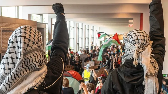 Police Arrest Students Amid Pro-Palestinian Protest at TU Delft