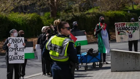Pro-Palestinian Protests at Canadian Universities: Trudeau Trusts Institutions to Manage Situation