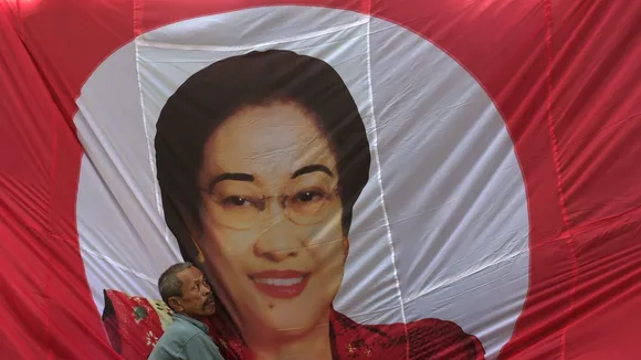 Megawati Faces Political Conflicts as PDI-P Prepares for Future