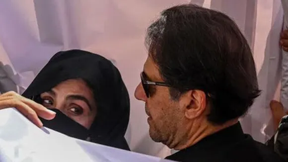 Bushra Bibi Retracts Lack of Confidence in Judge After Discussion with Imran Khan and Lawyers