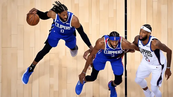Clippers Face Uphill Battle Against Mavericks Without Kawhi Leonard