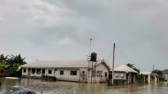 Okuama-Ewu Residents Displaced by Flood Plead for Help from Delta State Governor