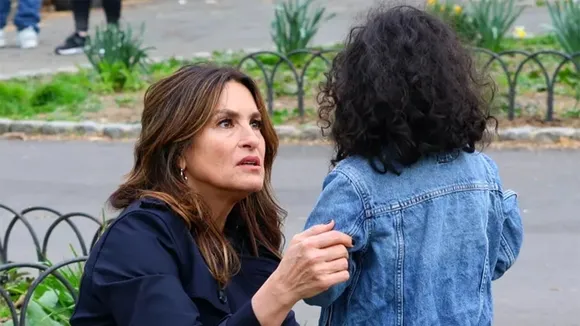 Actress Mariska Hargitay Helps Reunite Lost Girl with Mother in NYC Park