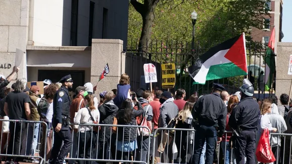 Billionaire Donors Cut Funding to Columbia University Amid Pro-Palestinian Protests