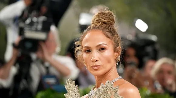 Jennifer Lopez Dazzles in Schiaparelli at 2024 Met Gala