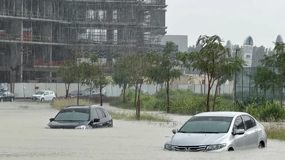 Heavy Rains and Flooding Disrupt Life in Dubai and UAE