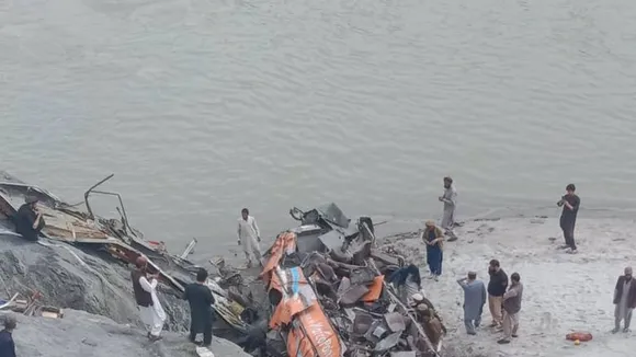 20 Killed in Tragic Bus Accident in Pakistan