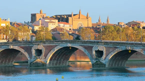 Toulouse Implements Seasonal Water Pricing to Combat Climate Change-Induced Scarcity