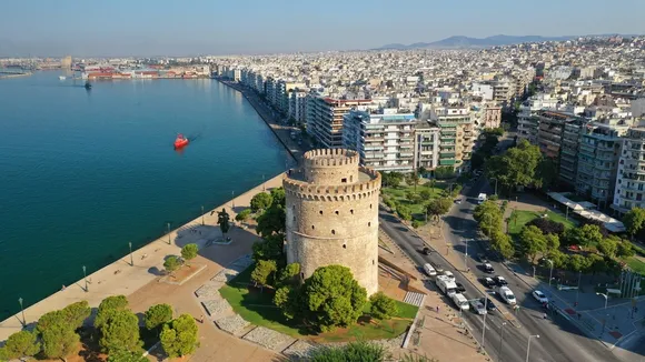 Neighborhood Inspectors Begin Patrolling Thessaloniki to Combat Littering and Offenses