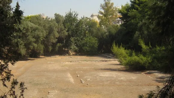 2,000-Year-Old Scroll Reveals Plato's Burial Site in Athens Academy Garden