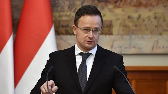 Hungarian Foreign Minister Warns Sending Western Troops to Ukraine Risks World War III