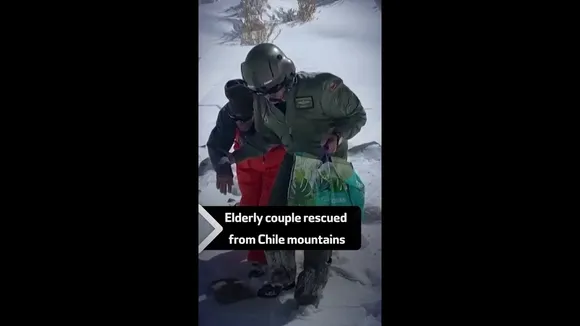 Elderly Couple and Dogs Rescued After 4 Days Lost in Chilean Mountains