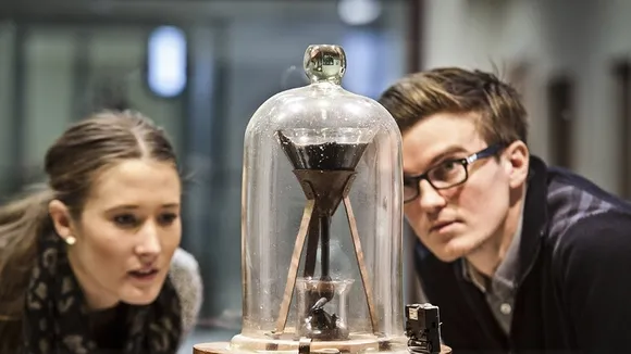 Century-Old Pitch Drop Experiment Yields 9th Drop in 2014