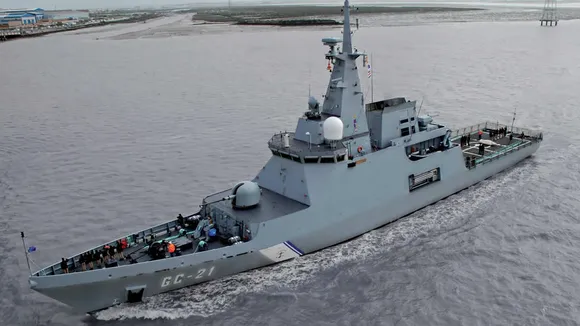 Moroccan Royal Navy Rescues 131 Irregular Migrants Off Laayoune Coast