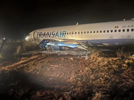 Flights Suspended at Senegal's Main Airport as Plane Skids off Runway