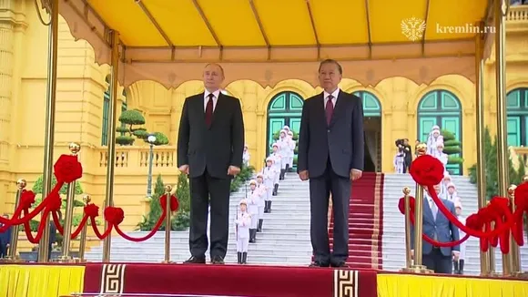 Russian President Putin Receives Reception Ceremony at Presidential Palace in Hanoi Hosted by President To Lam
