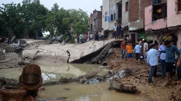 Two Dead, 11 Injured as Overhead Water Tank Collapses in Mathura, India