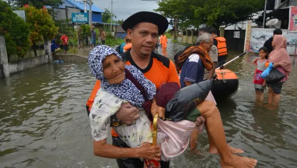 Death Toll in West Sumatra Flash Floods Reaches 67, with 20 Still Missing