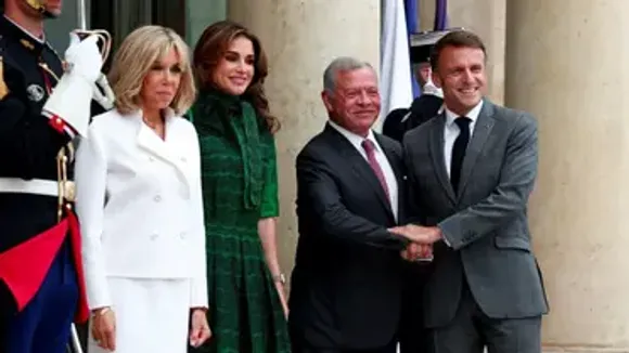 Macron and King Abdullah II Urge Lifting of Aid Restrictions to Gaza