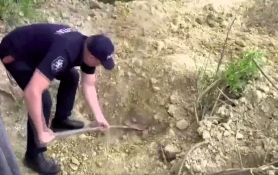 Police Rescue 62-Year-Old Man in Moldova After Being Buried Alive for Four Days by 18-Year-Old Suspect