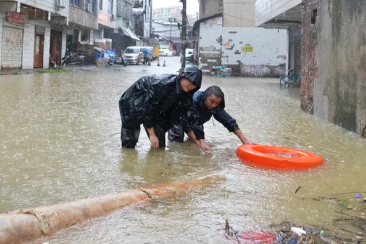 CHINA'S FLOODGATE: Changsha Submerged as Record-Breaking Rains Wreak Havoc