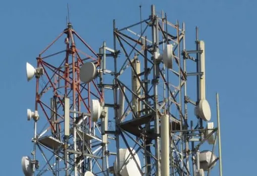 Cabinet approves Rs 3,705 cr per MHz for 3G airwaves