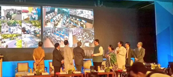 Maharashtra Chief Minister launches first Phase of Mumbai CCTV surveillance project