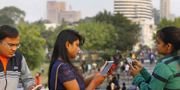 India’s mobile industry to add 734 million mobile subscribers, contribute Rs 14 lakh crore by 2020: GSMA