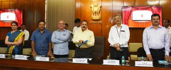 Dr. Jitendra Singh launches Employees Online Mobile App of DoPT