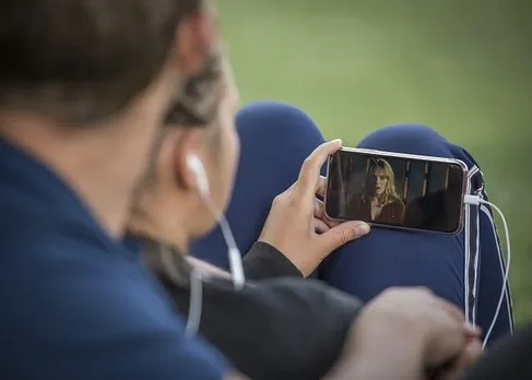 'Fair Share' for Mobile Video Sparks Debate