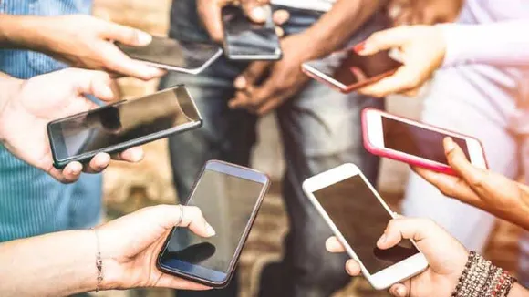 India witnesses 2 spot rank jump in median mobile download speeds: Ookla