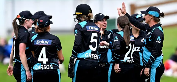 All-round New Zealand clinch T20I series in style