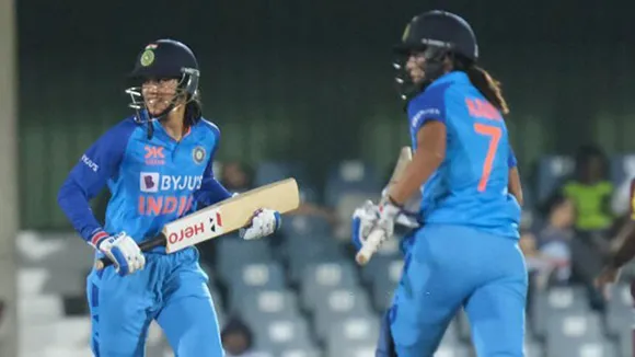 Smriti Mandhana, Harmanpreet Kaur headline India's comprehensive win