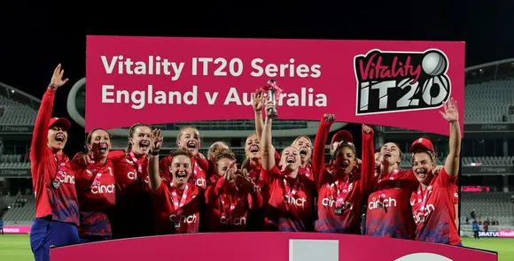 Capsey heroics help England register T20I series win; Ashes stands 6-4