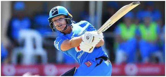 Adelaide Strikers ink a new three-year deal with Bridget Patterson